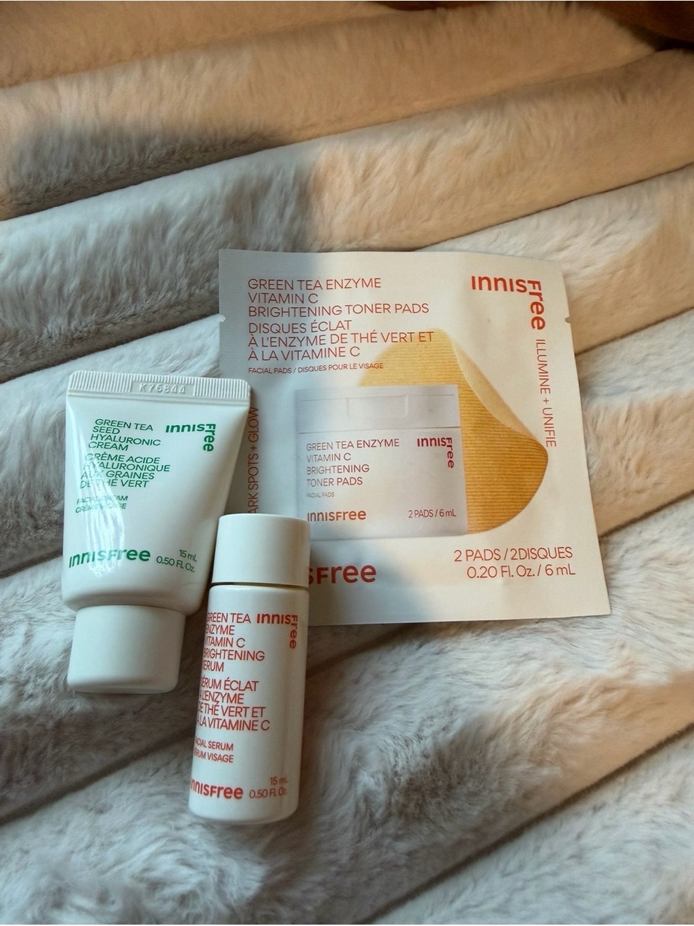 Innisfree Green Tea Brightening Skincare Set - White/Green travel size